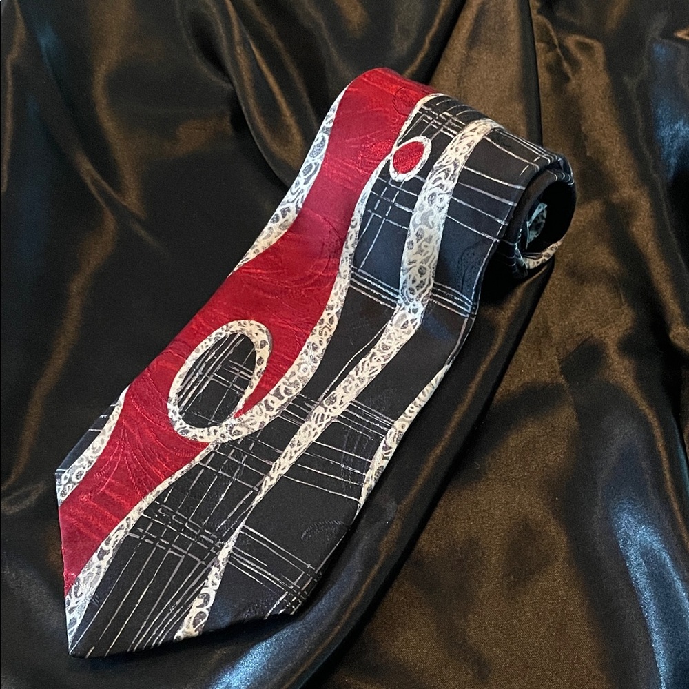 100% Silk Tie
